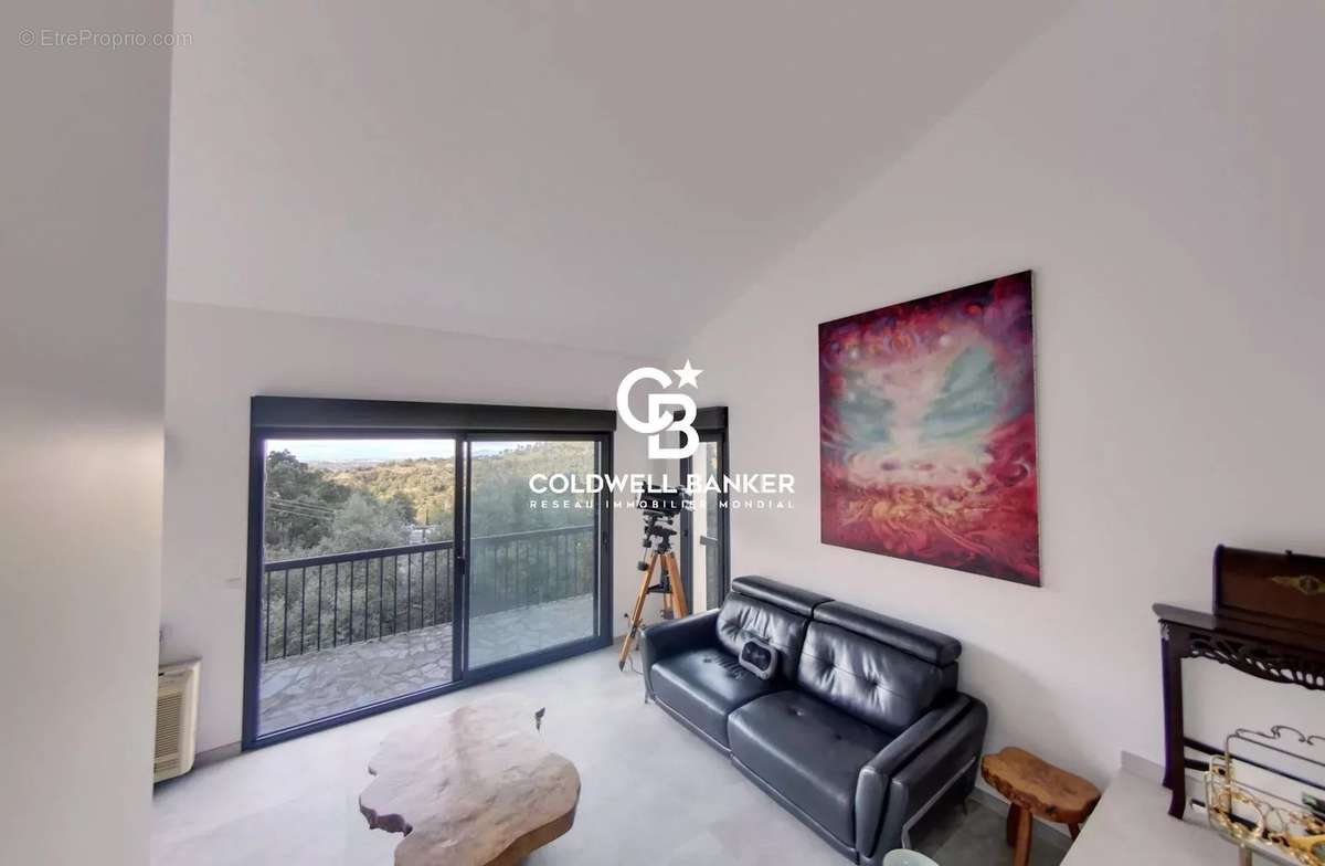 Maison à MONTESQUIEU-DES-ALBERES