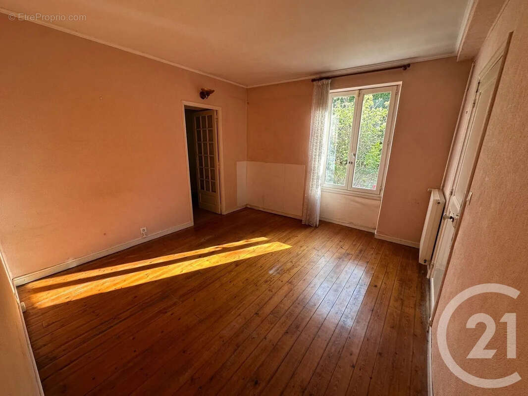 Maison à ROSNY-SUR-SEINE