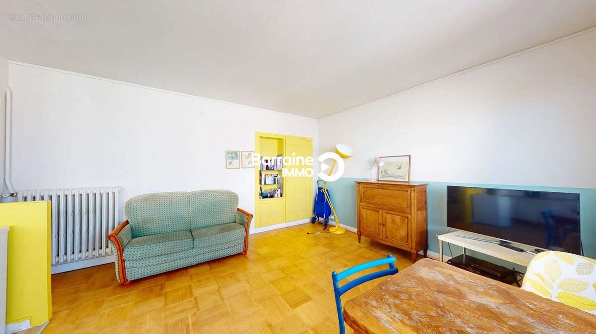 Lorient centre - appartement t3 avec grand balcon et ascenseur - photo 3