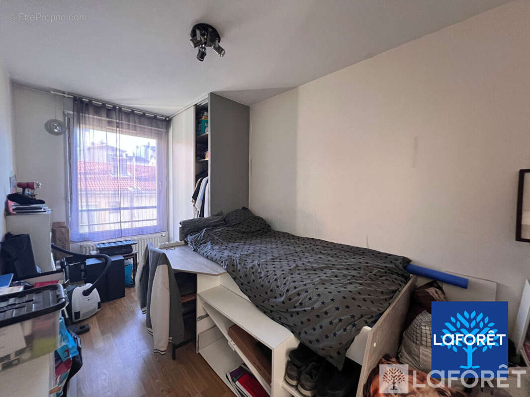 Appartement à OULLINS