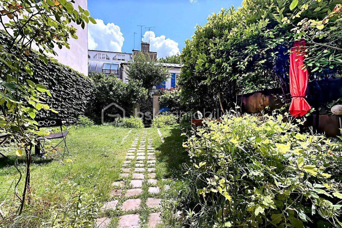 Appartement à PARIS-19E