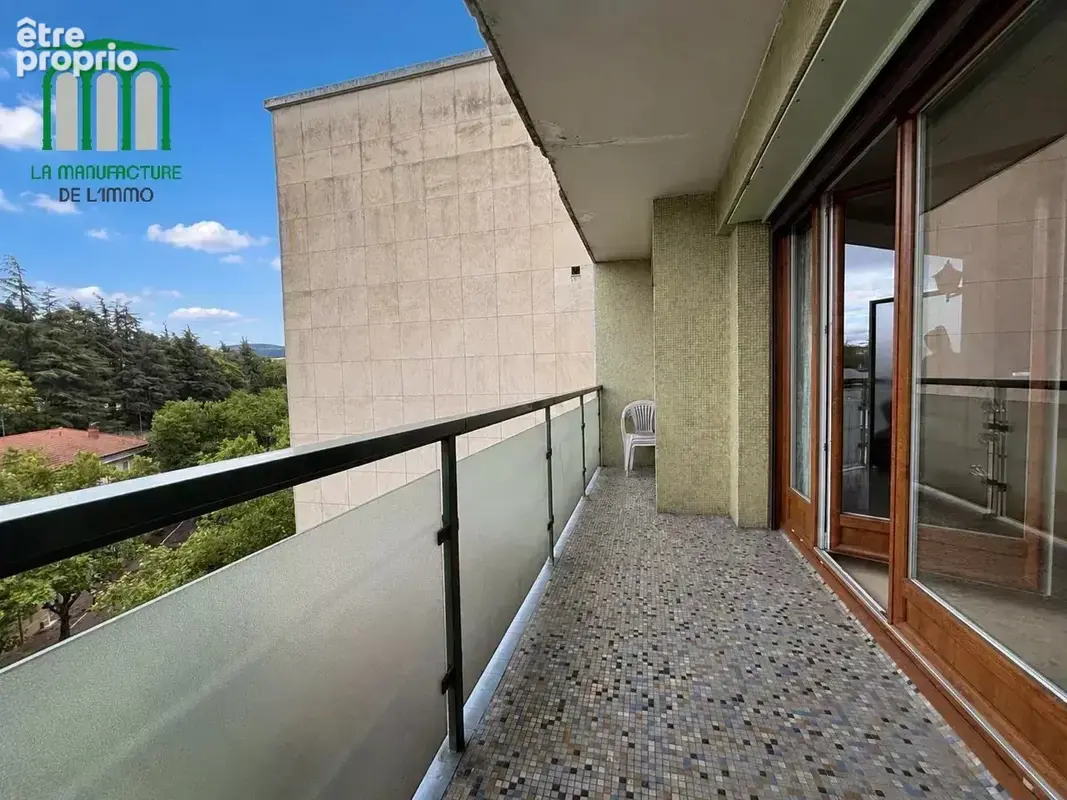 Appartement 4 pièces 91 m² · à Saint-Étienne · 91 m² · 99 500 €