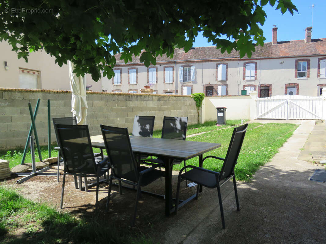 Maison à SAINT-GERMAIN-DES-PRES