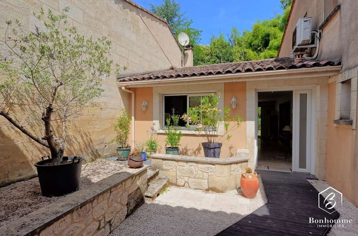 Maison à LANGOIRAN