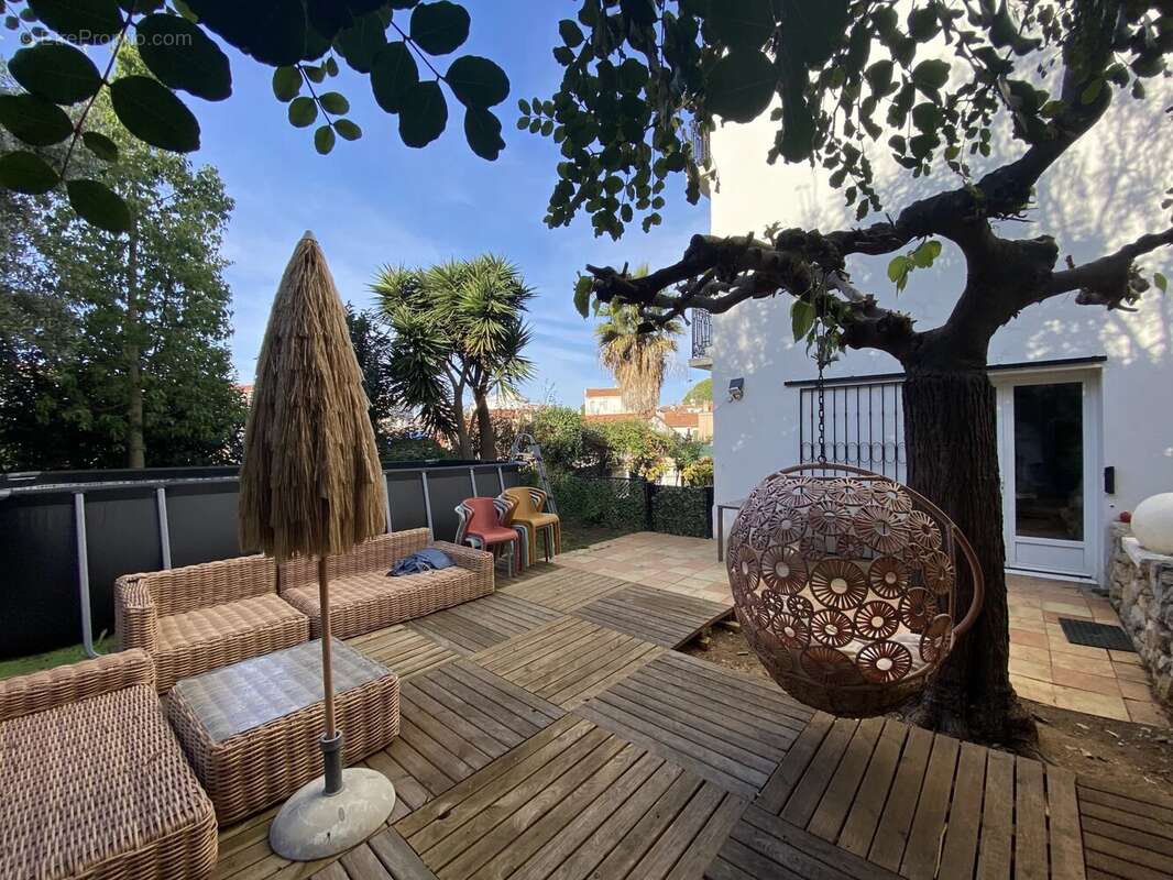 Appartement à CANNES