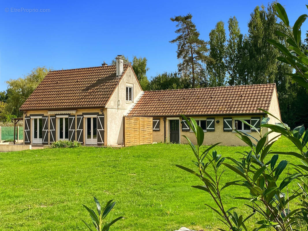 Maison à COURTENAY