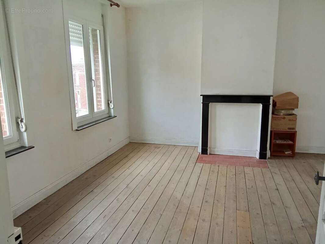 Maison de ville avec potentiel - photo 5