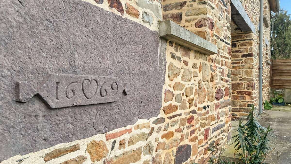 Maison à BAIN-DE-BRETAGNE