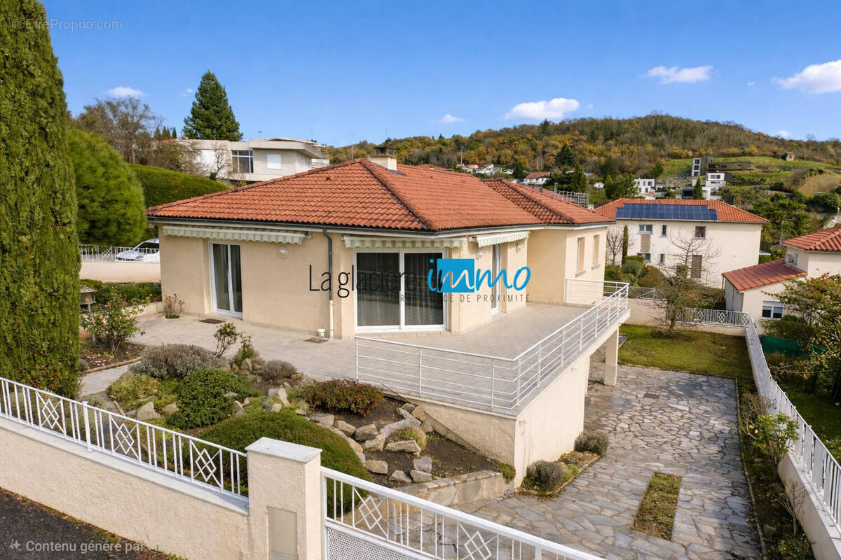 Maison à CLERMONT-FERRAND