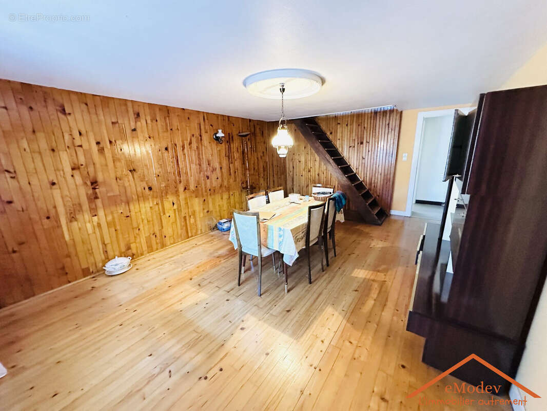 Maison à CHENIMENIL