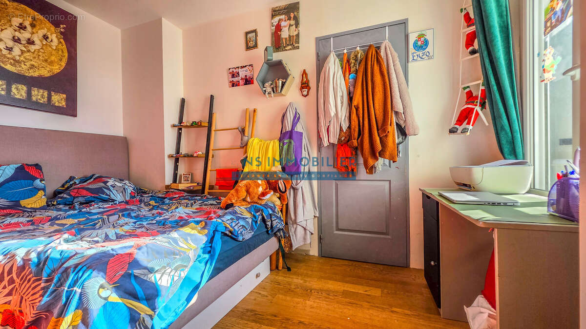 Appartement à SARTROUVILLE