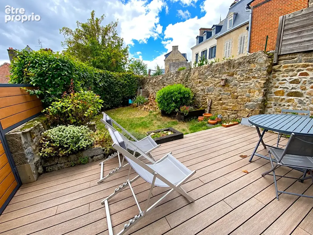 Maison en pierre avec terrasse et garage - photo 8