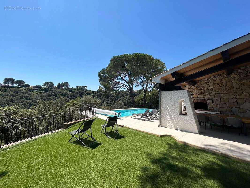 Maison à BIOT