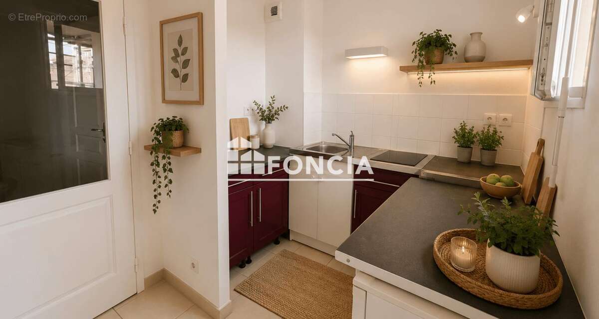 Appartement à MONTREUIL-JUIGNE