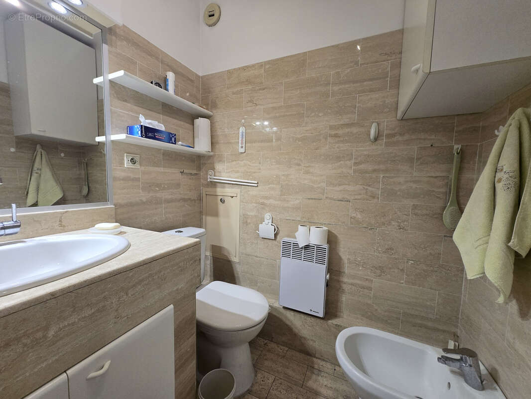 Appartement à MARSEILLE-8E