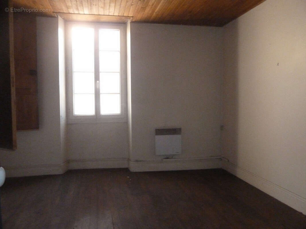 Maison à PUY-L'EVEQUE