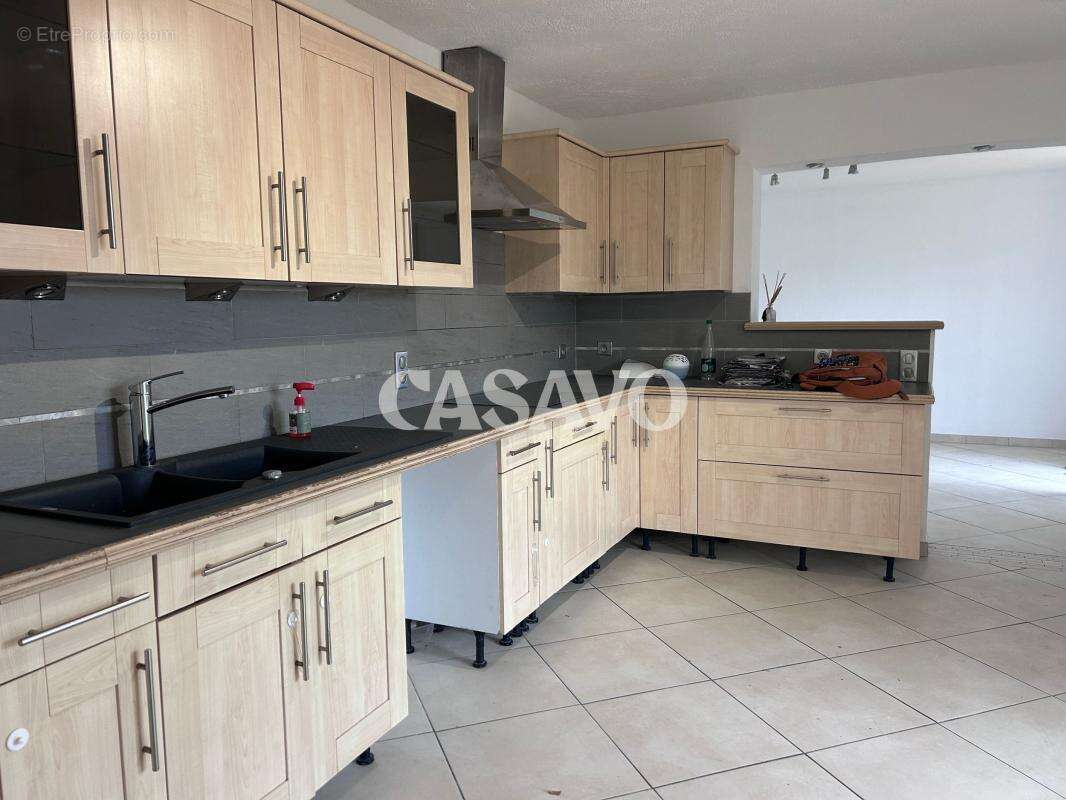 Appartement à ARTAS