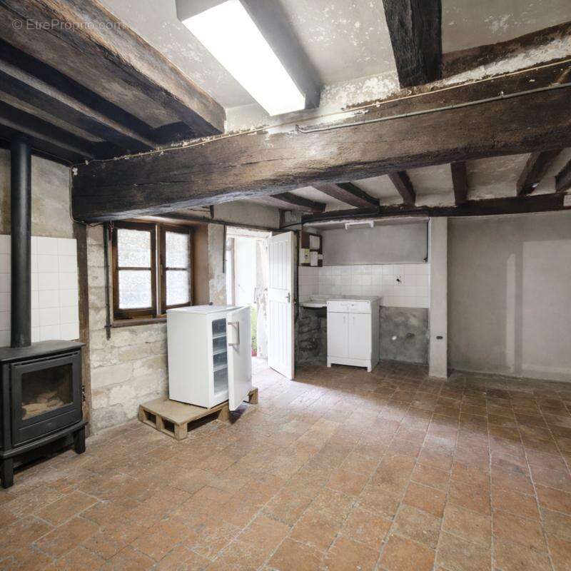 Maison à NEUILLE-PONT-PIERRE