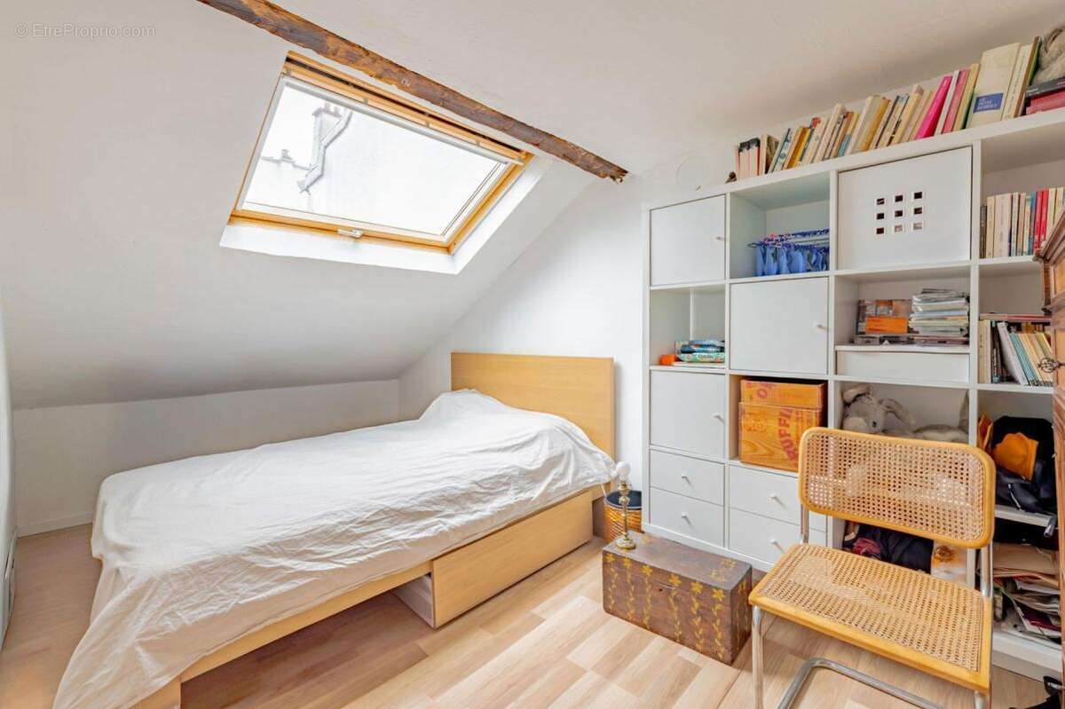 Appartement à PARIS-2E