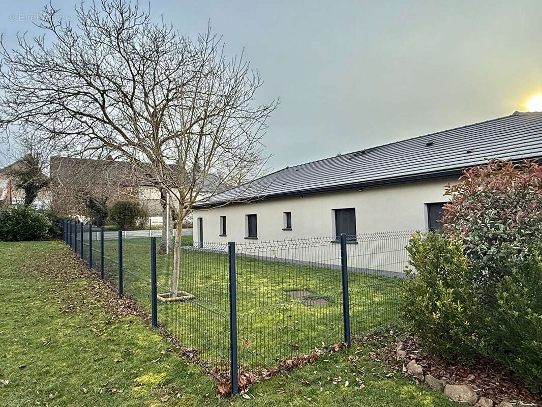 Maison à MANZAT