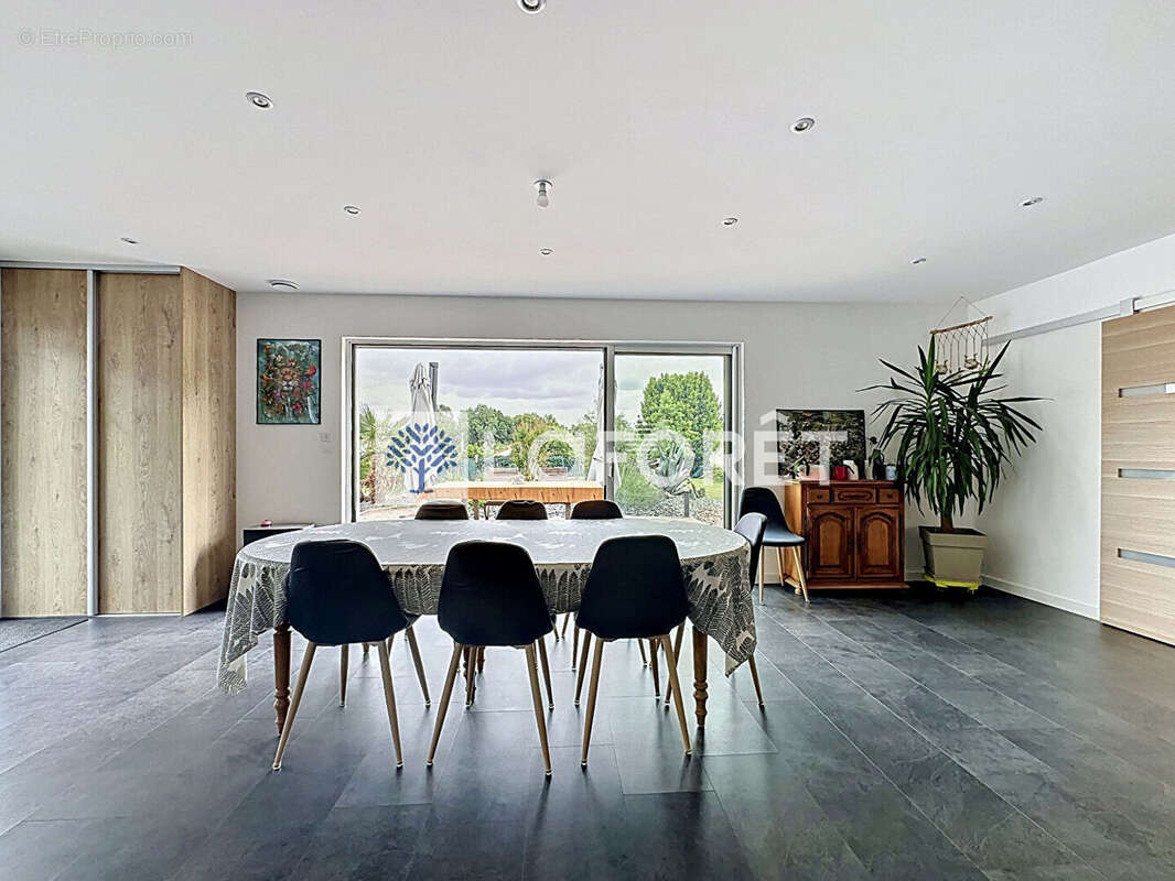 Maison Secondigny - photo 9