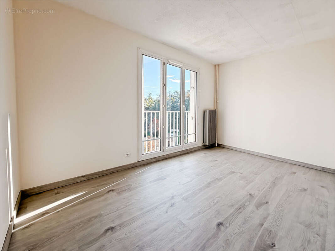 Appartement à VILLEBON-SUR-YVETTE