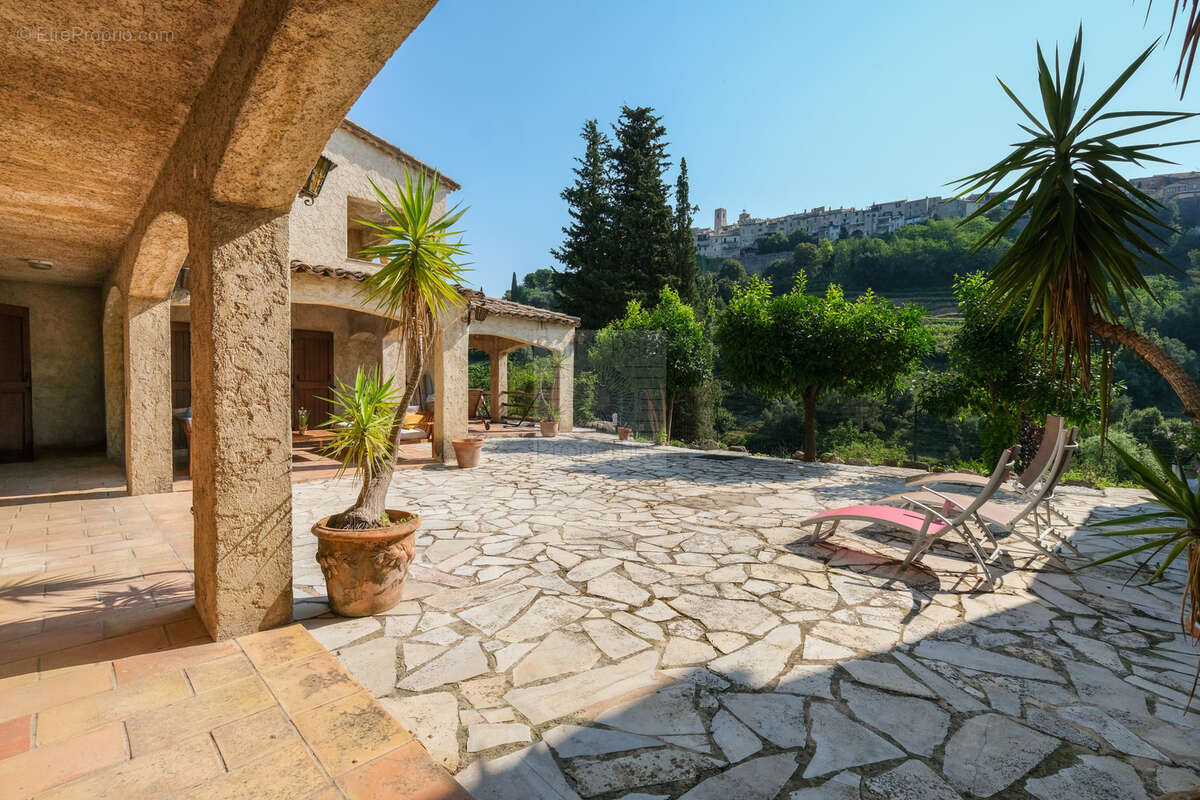 Appartement- 158m2 - Saint-Paul de Vence - photo 13