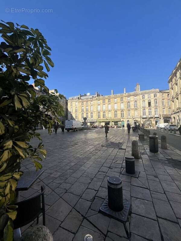 Appartement à BORDEAUX