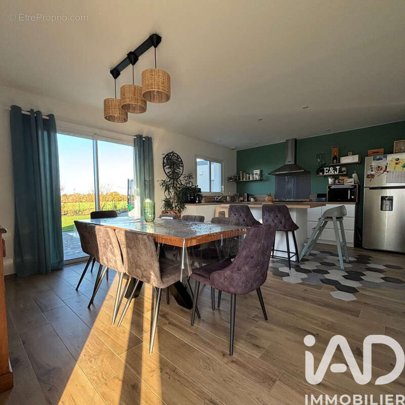 Photo 7 - Maison à VAINS