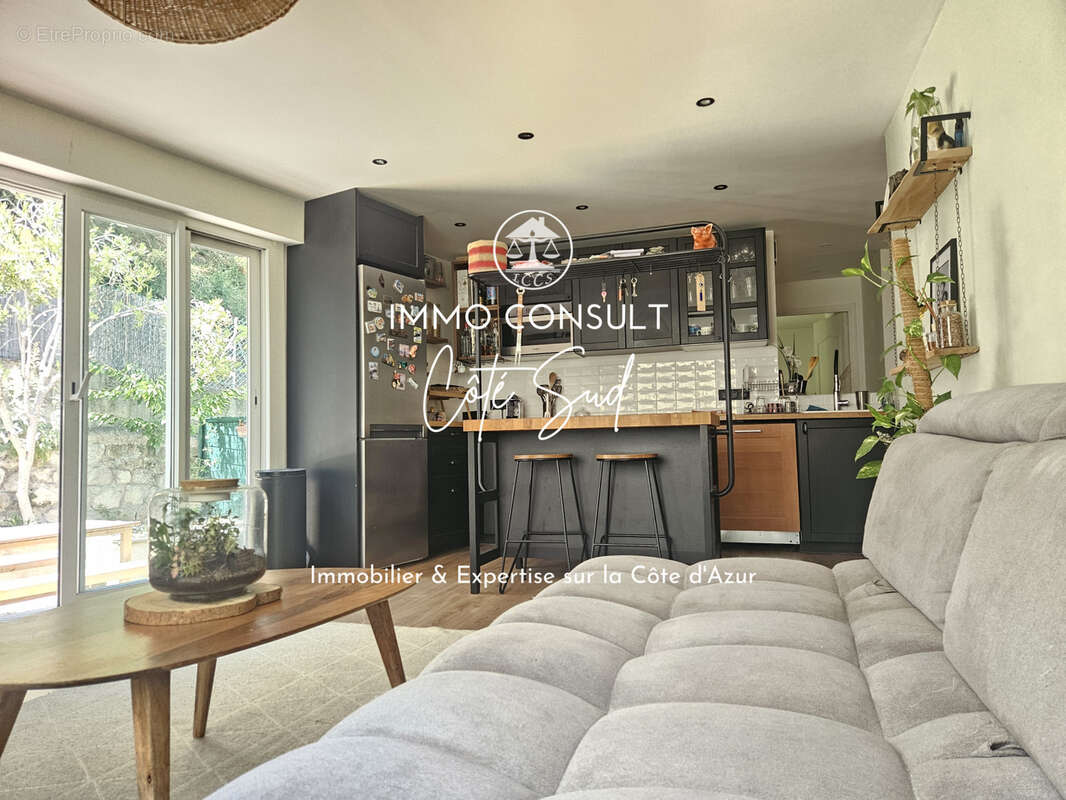 Appartement à SAINT-ANDRE-DE-LA-ROCHE