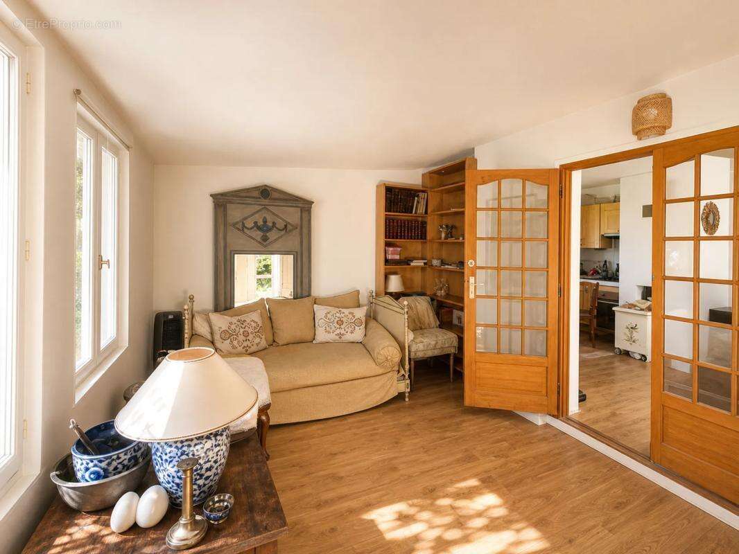 Maison de 5 pièces de 107 m² à Bazenville - photo 2
