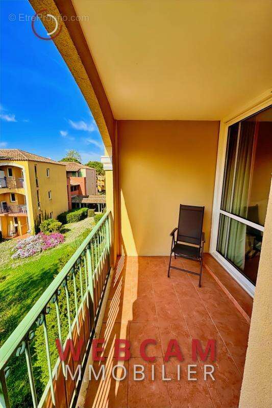 Appartement à MANDELIEU-LA-NAPOULE