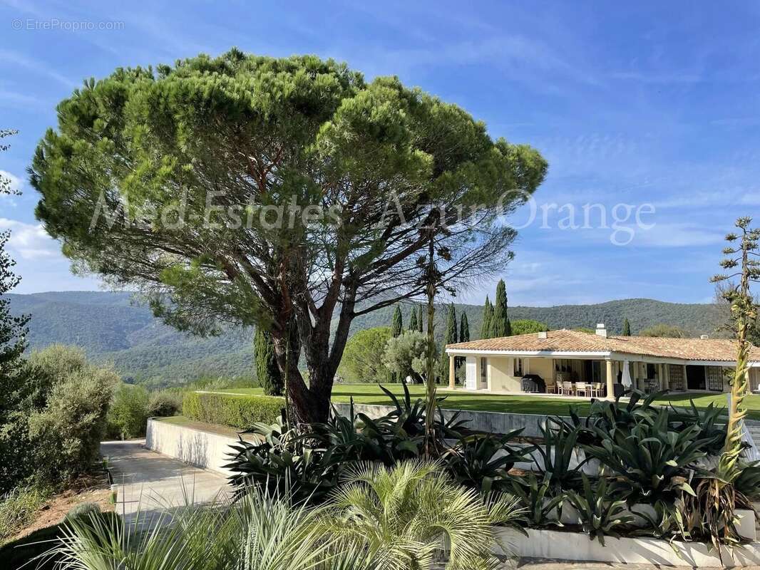 Propriété unique de 27 hectares au calme - superbes vues - photo 7