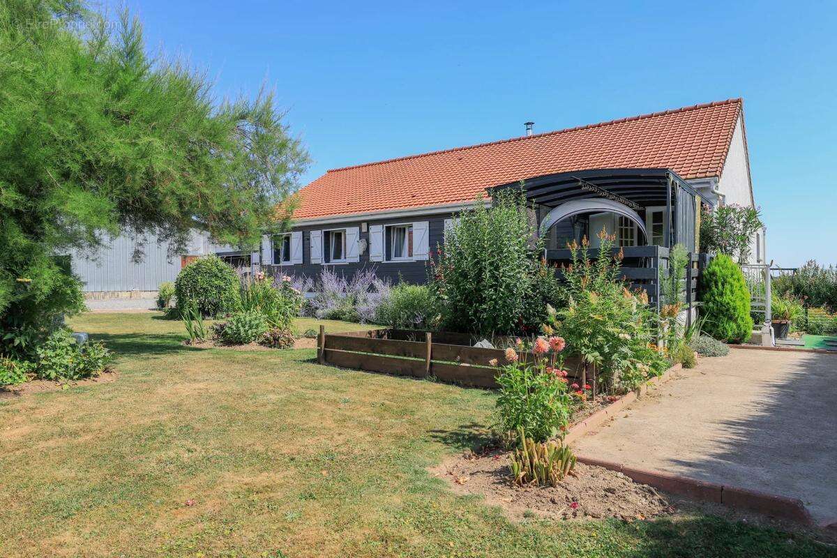 Maison de 6 pièces de 168 m² à Saint-Maulvis - photo 18