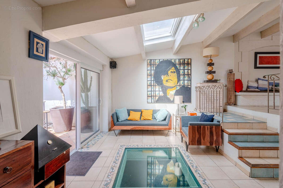 Maison à MARSEILLE-4E