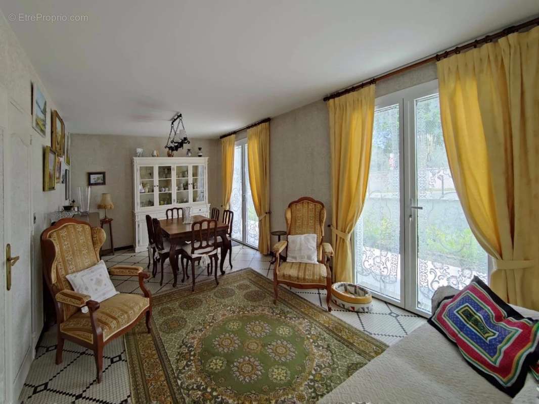 Maison à MARTILLAC