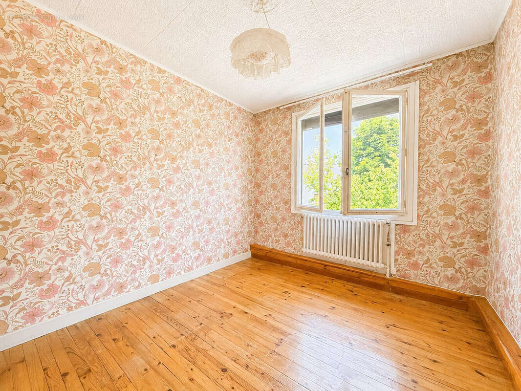 Maison 115 m² à Riom  - photo 8