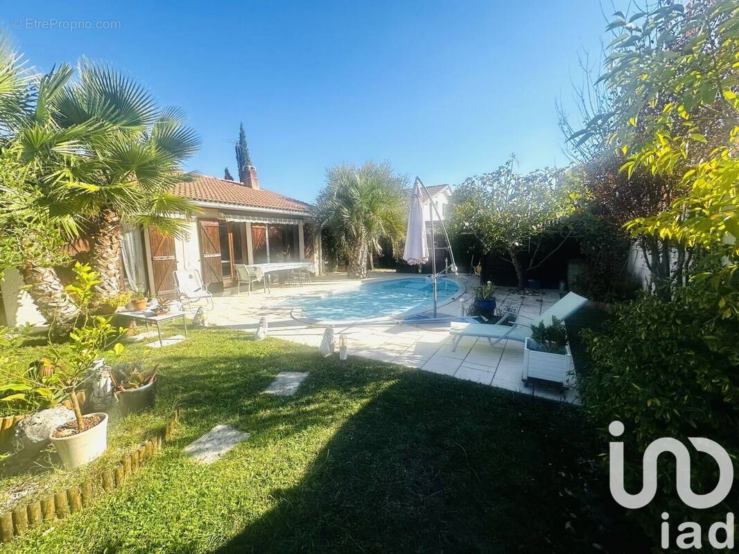 Photo 1 - Maison à EYSINES