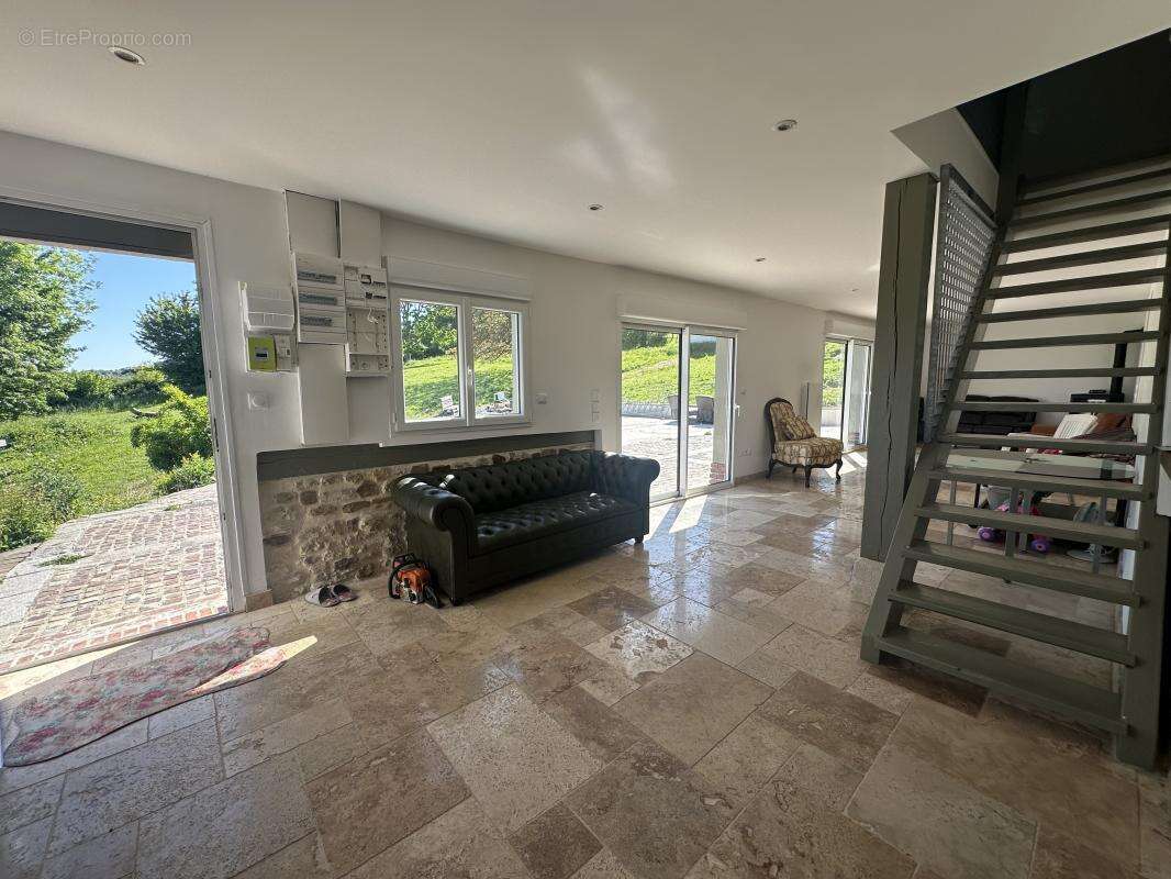 Maison à COQUAINVILLIERS