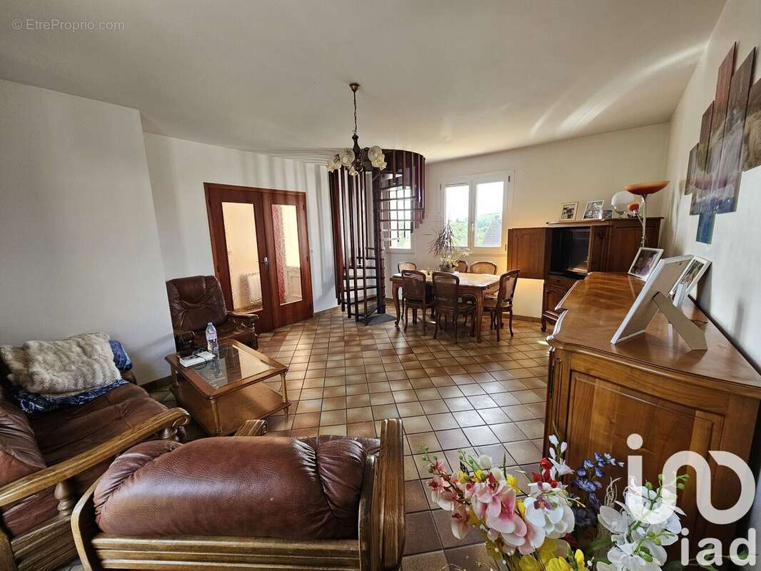 Photo 4 - Maison à FONTAINE-LA-GAILLARDE