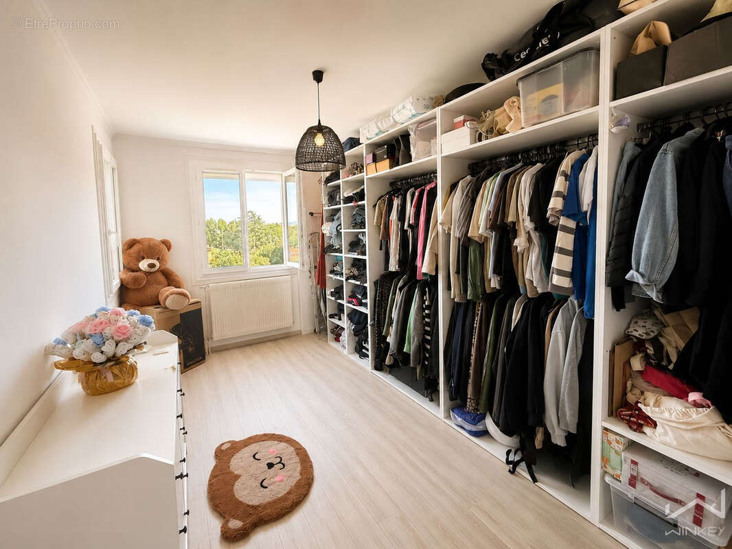 Appartement T3 de 90 m2   Résidence Les Trois Châteaux   Montélimar - photo 10