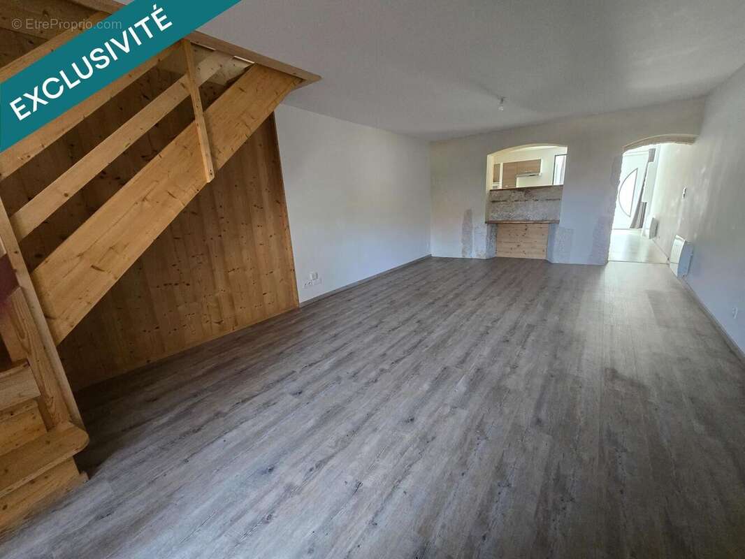 Photo 5 - Appartement à VIRIEU-LE-GRAND