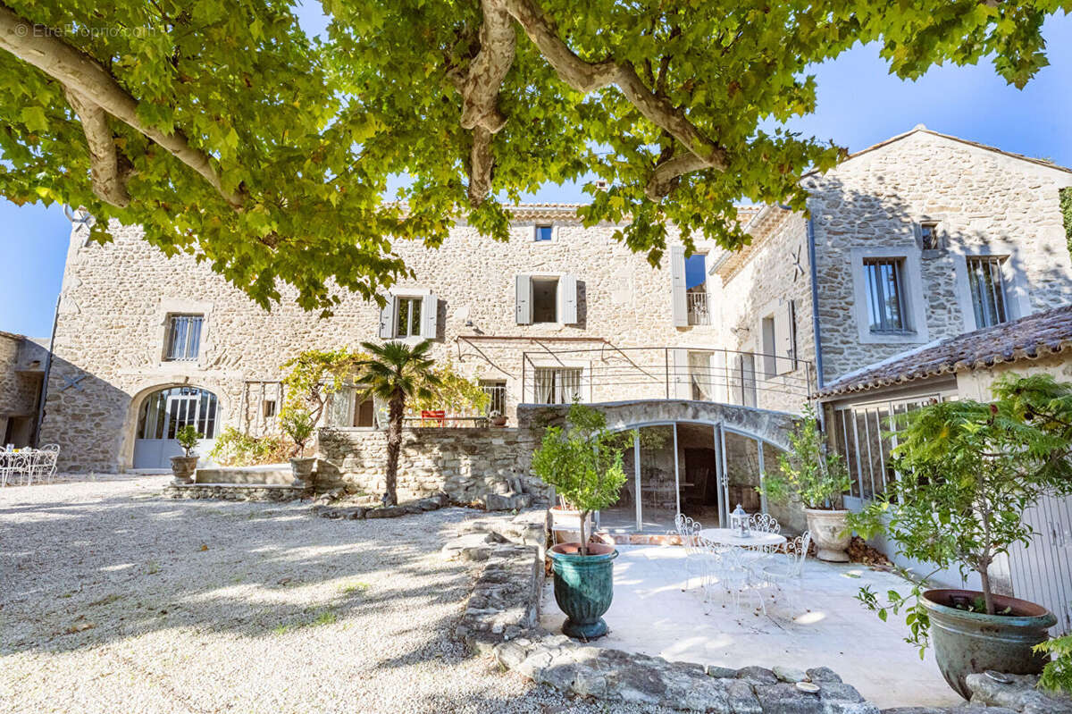 A vendre L'une des plus belles propriétés de la Drôme Provençale - photo 3