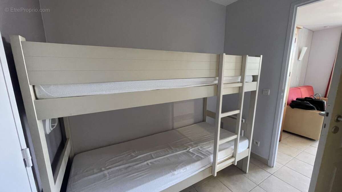 Appartement à MOLIETS-ET-MAA