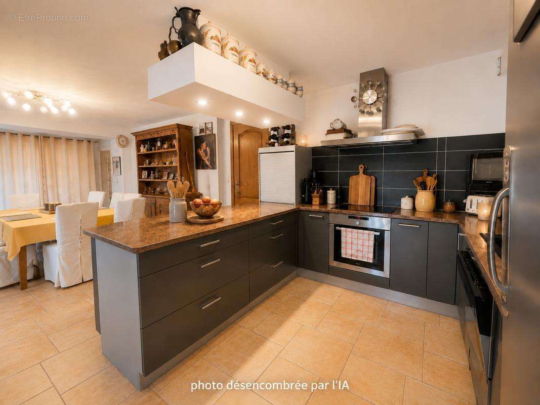 Maison 165 m² à La Vernarede  - photo 5