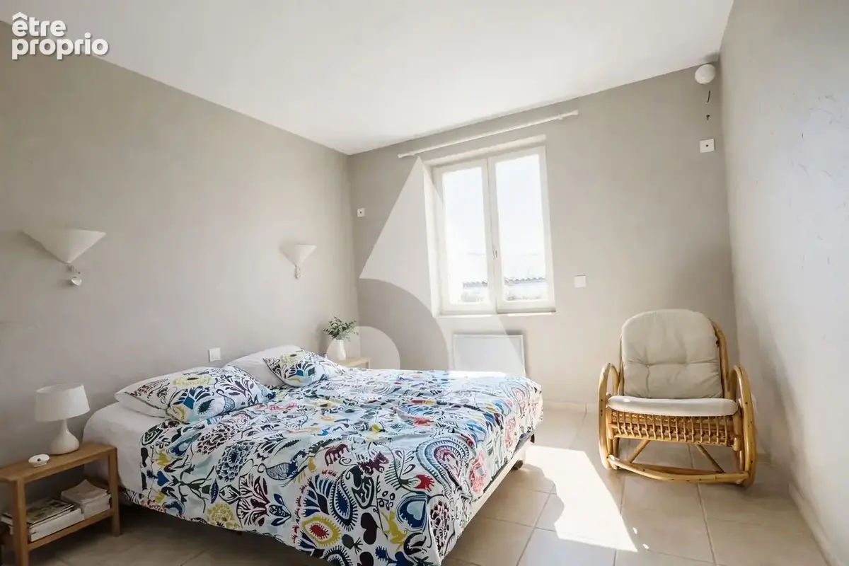 Pertuis villa d'env 117m² hab avec T2 indépendant parcelle d'en 1600m² piscine - photo 8