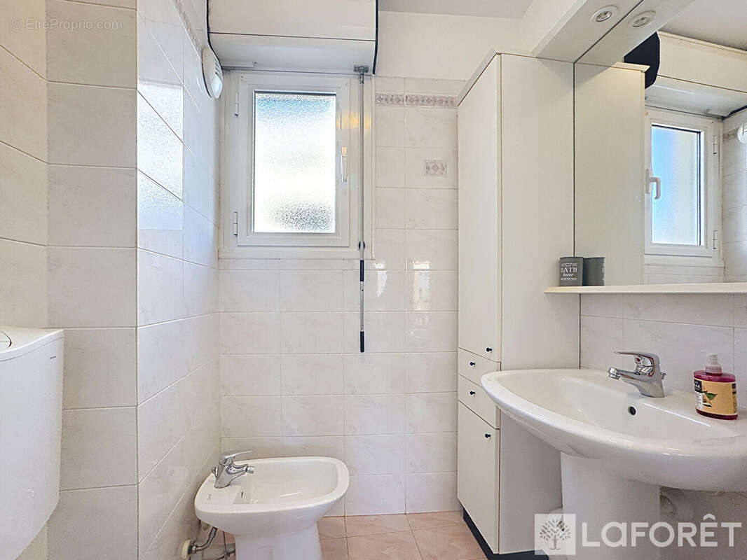 Appartement à ROQUEBRUNE-CAP-MARTIN