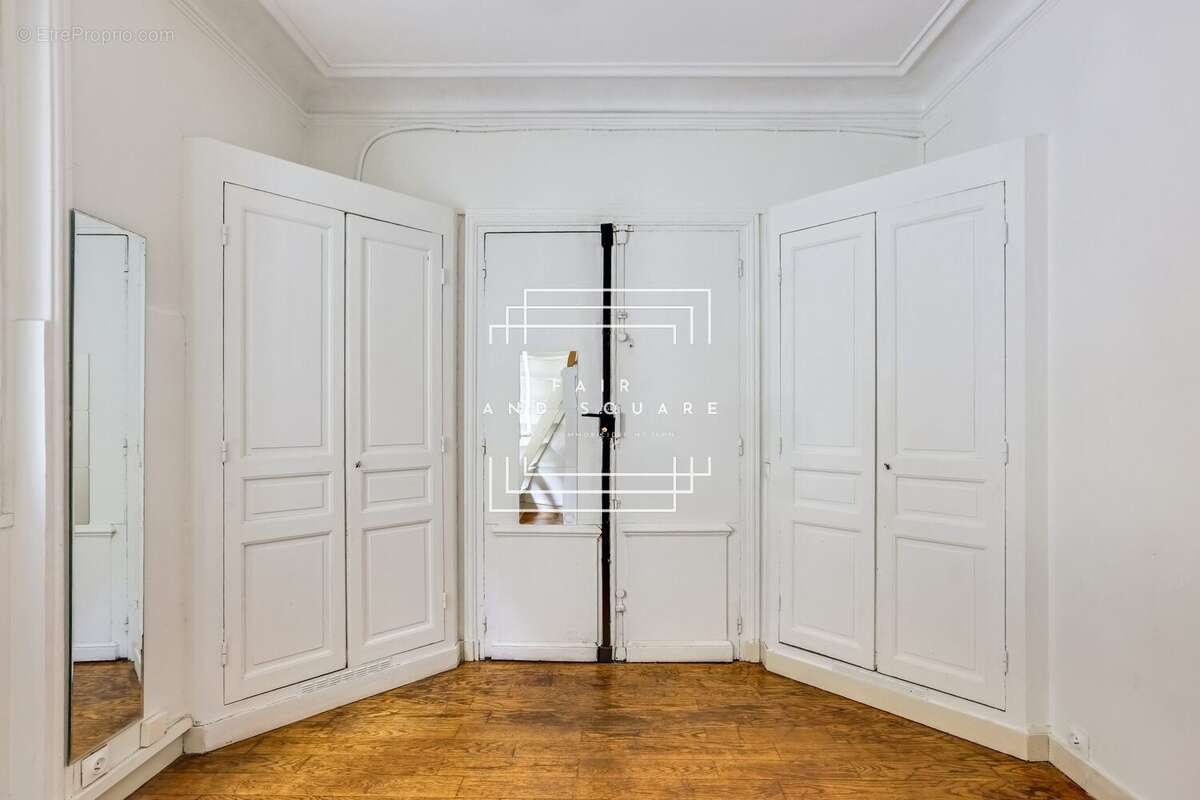 Appartement à NEUILLY-SUR-SEINE