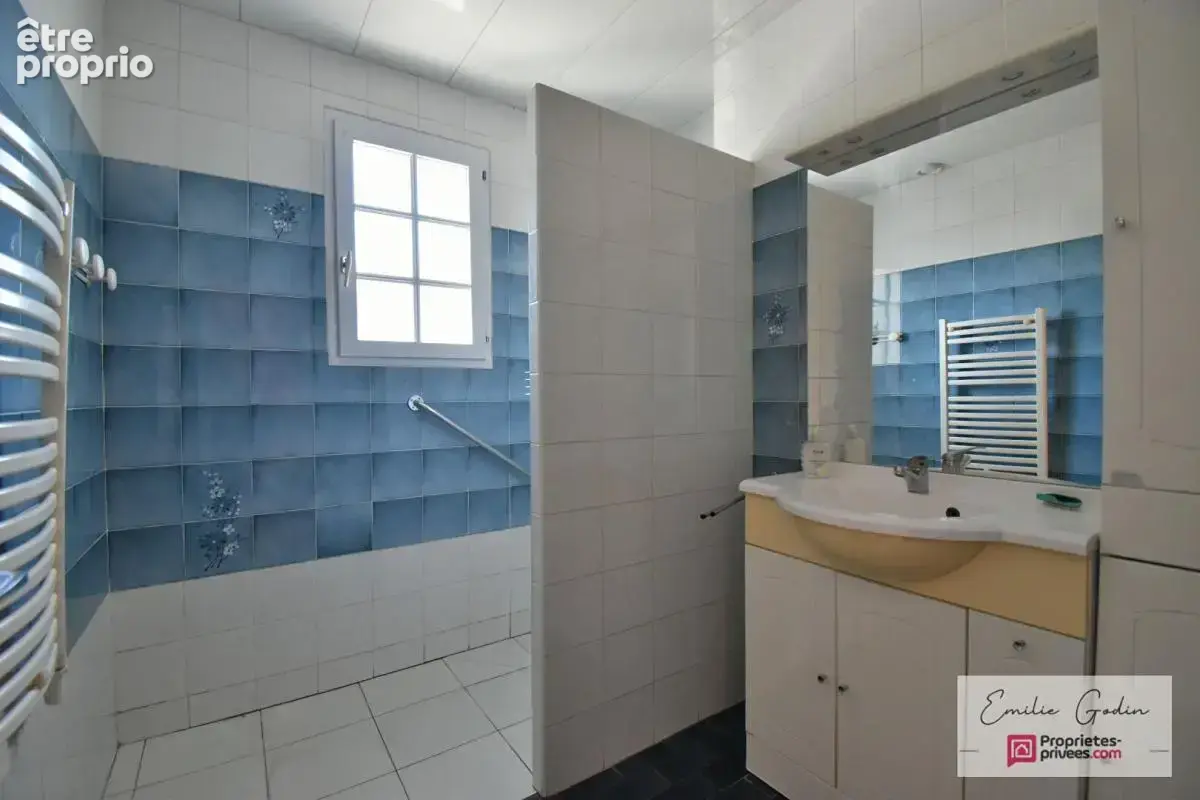 Maison Saint Pierre Des Echaubrognes 5 pièce(s) 105 m2 - photo 8