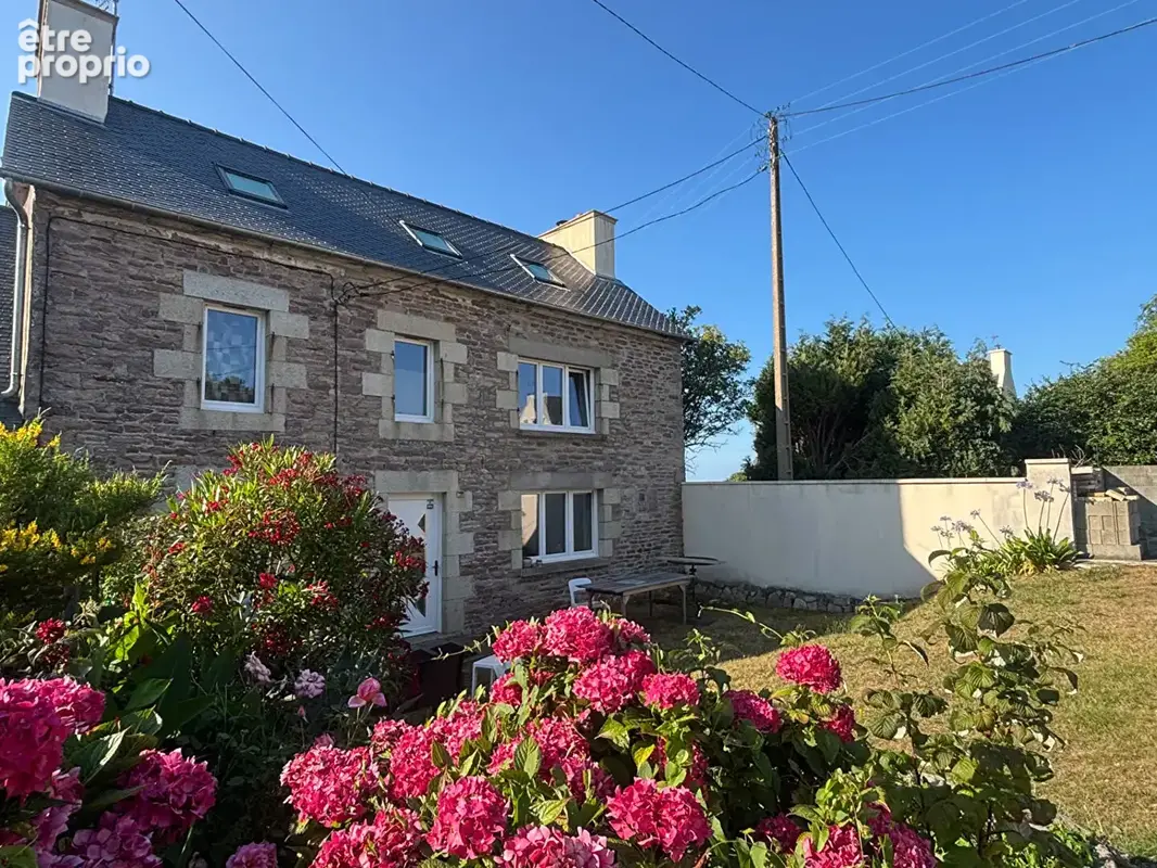 Maison à PLOUEZEC